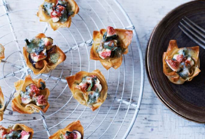 Fig, Blue Cheese and Prosciutto Tarts | Brisbane Racing Club 