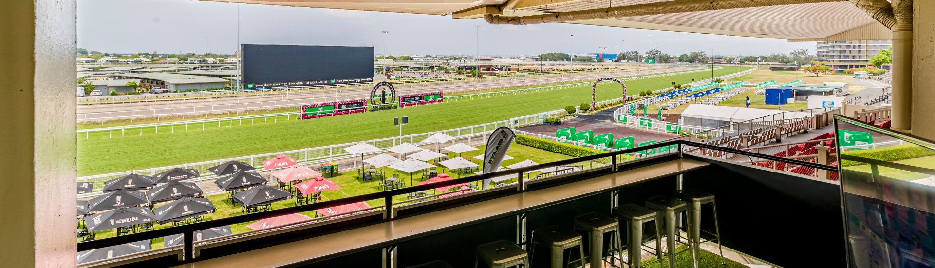 Ascot Terraces | Brisbane Racing Club 