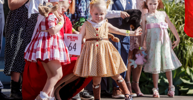 Family Day Fashions on the Field | Brisbane Racing Club