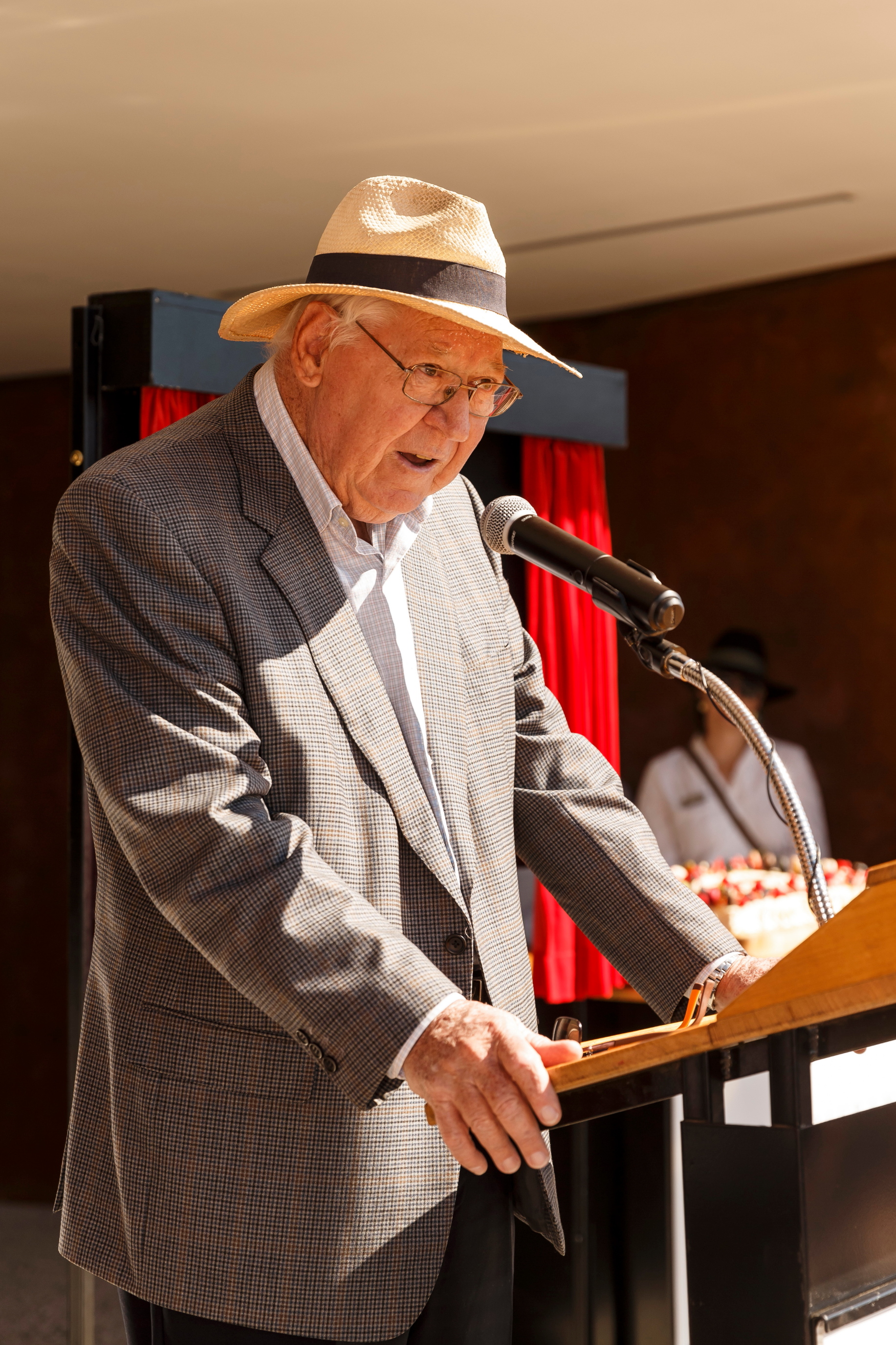 Phil Sullivan Lectern Photo | Brisbane Racing Club