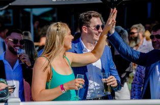 Website Tile_Racecourse Admission 2