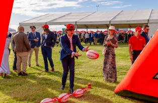 Ladbrokes lawn party_best suited