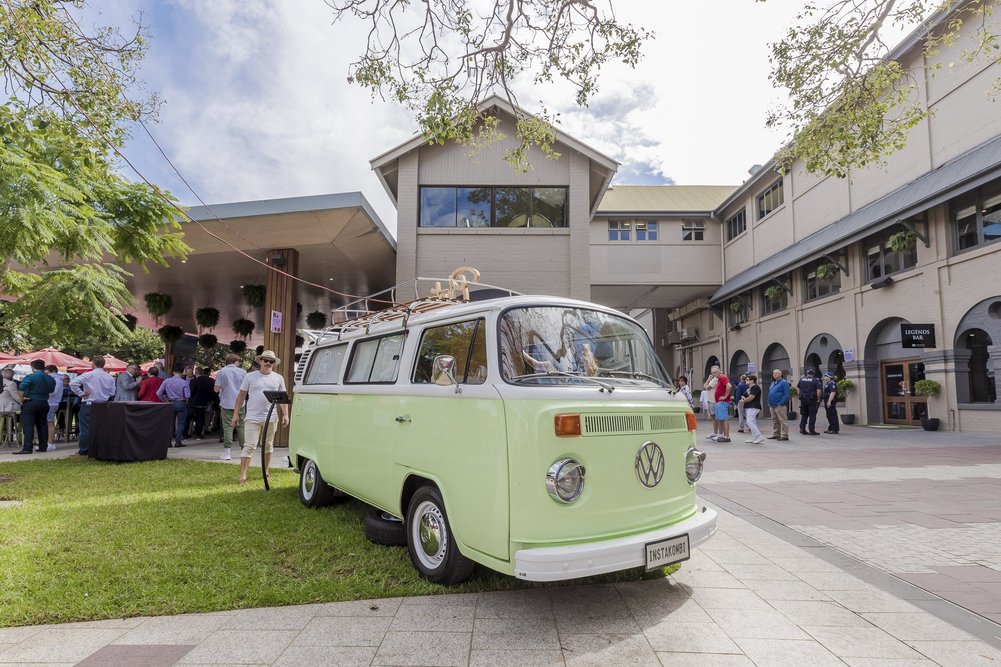 KOMBI Van | Brisbane Racing Club